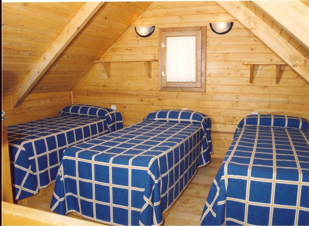 Camping Rural Llanos De Arance Coto Rios Bilik gambar