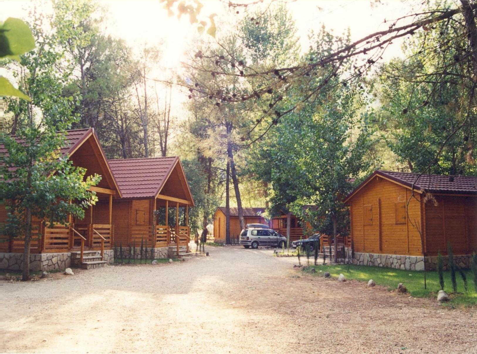 Camping Rural Llanos De Arance Coto Rios Luaran gambar